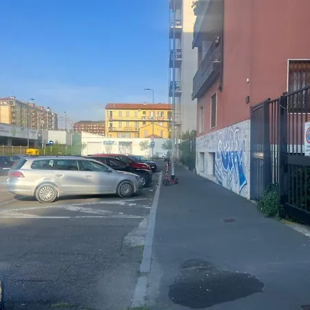 Daire Alessandro's Mansion *